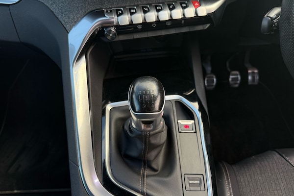 Used Peugeot 3008 2018 for sale - 75582466: Photo 8