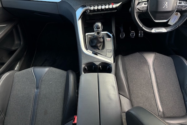 Used Peugeot 3008 2018 for sale - 75582466: Photo 9