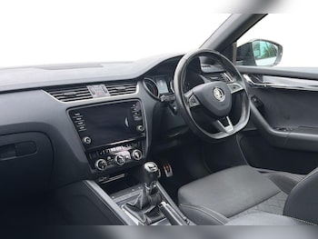 Used Skoda Octavia 2019 for sale - 79458754: Photo