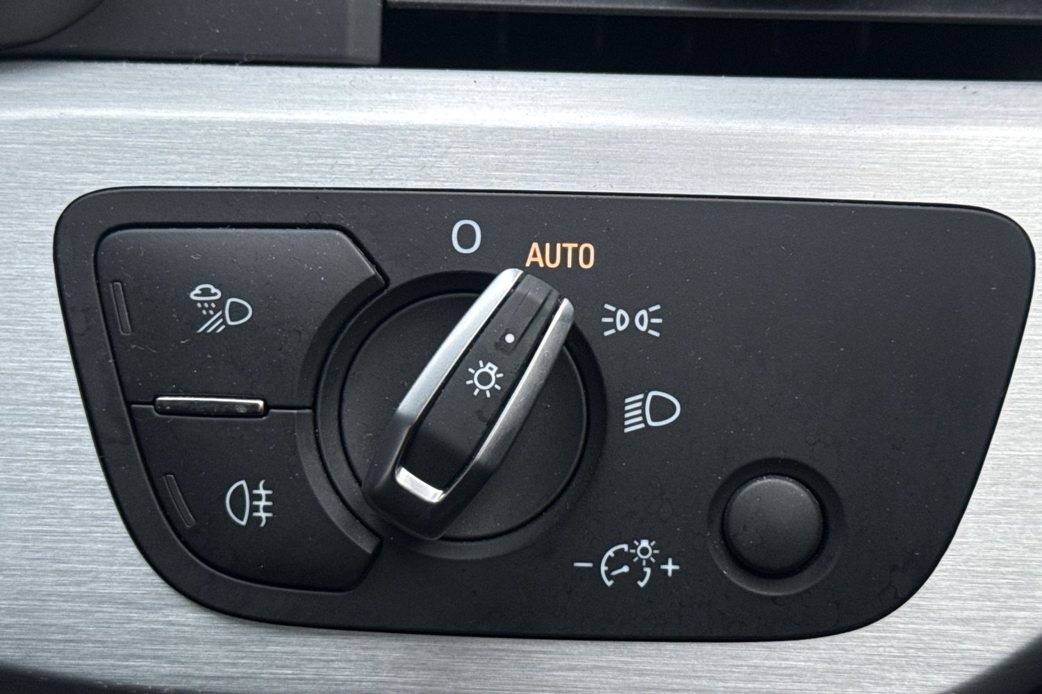 Used Audi A4 2019 for sale - 77973500: Photo 15