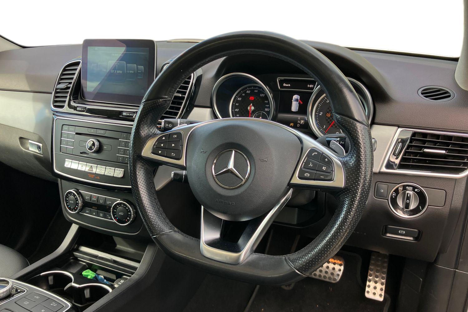 Used Mercedes-Benz GLE 2017 for sale - 76863295: Photo 3