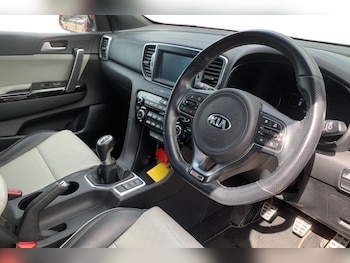 Used Kia Sportage 2017 for sale - 78473815: Photo