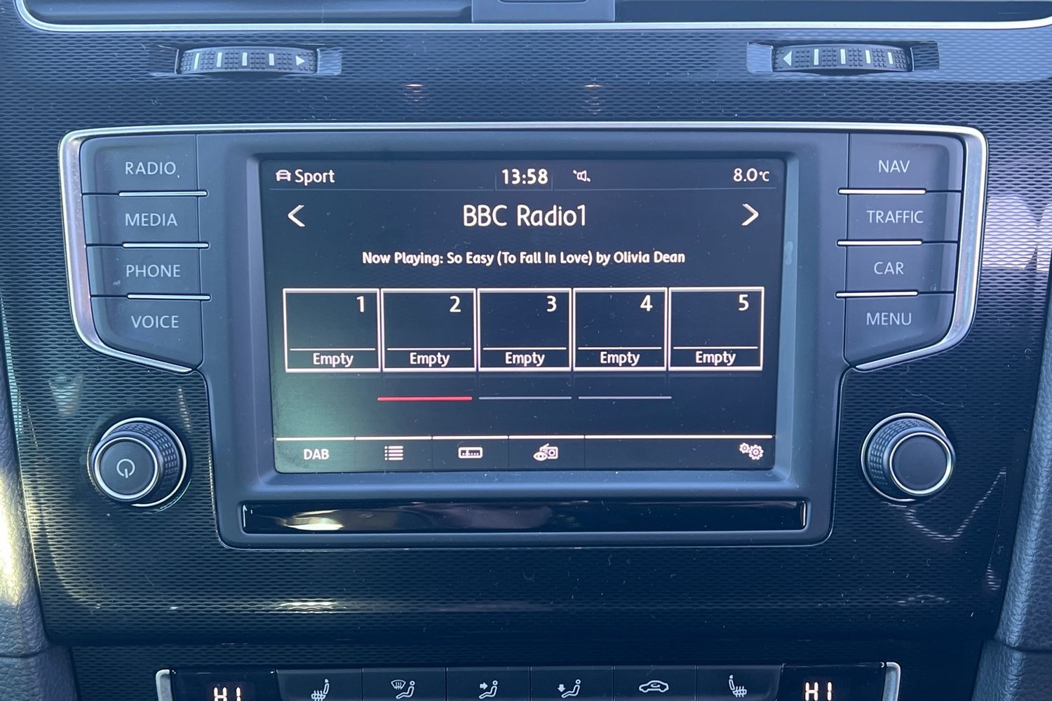 Used Volkswagen Golf 2017 for sale - 76857016: Photo 6