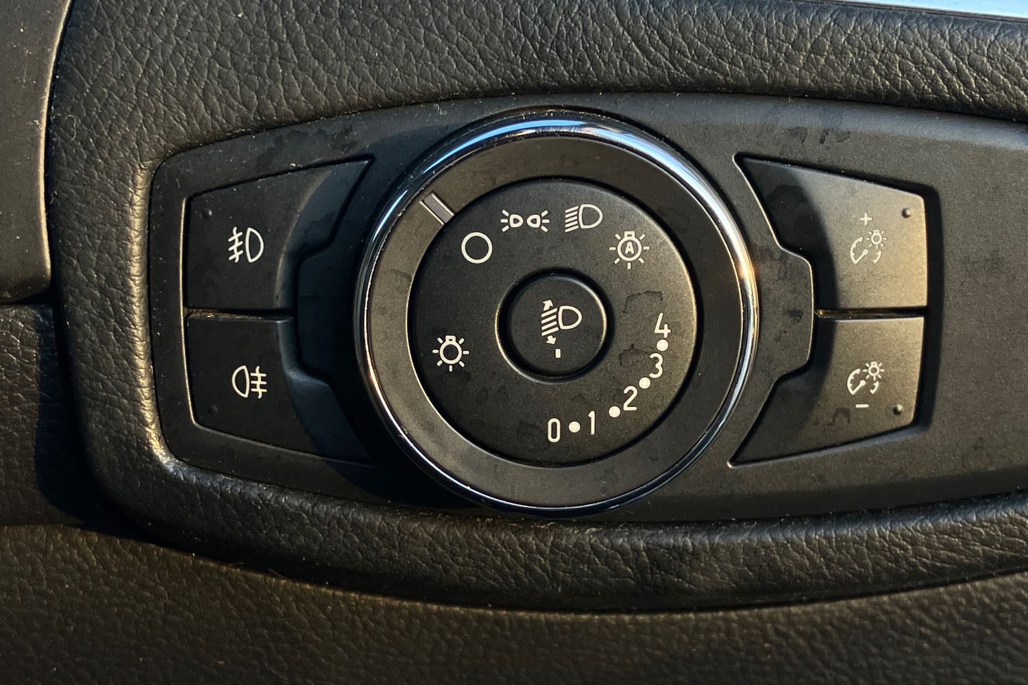 Used Ford S-Max 2022 for sale - 77494111: Photo 23