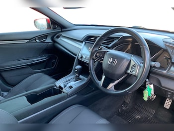 Used Honda Civic 2017 for sale - 76641793: Photo