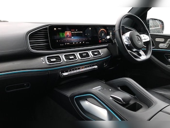 Used Mercedes-Benz GLE 2022 for sale - 77327365: Photo