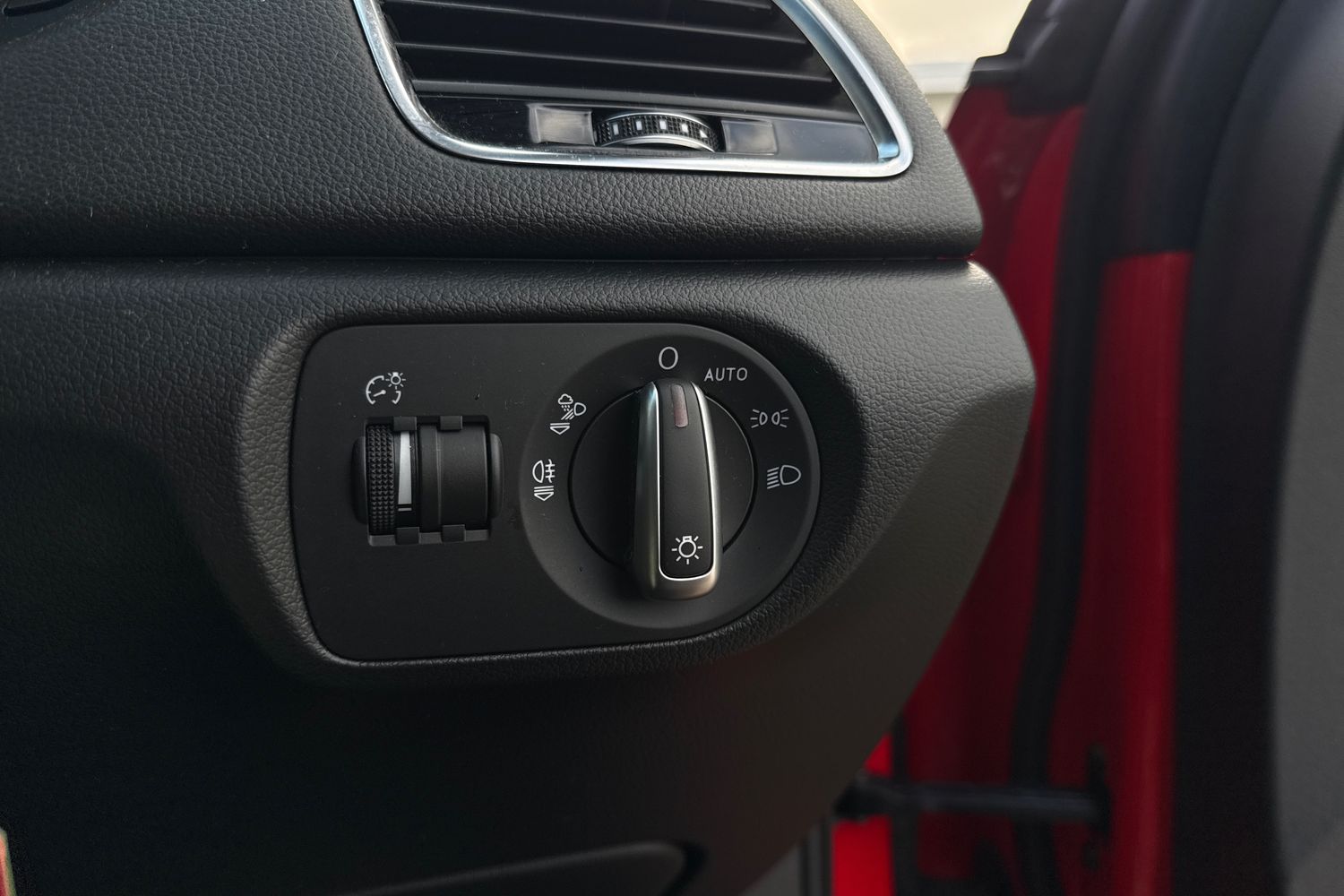 Used Audi Q3 2017 for sale - 77199391: Photo 11