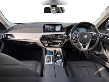 Used BMW 5 Series 2018 for sale - 75898750: Photo