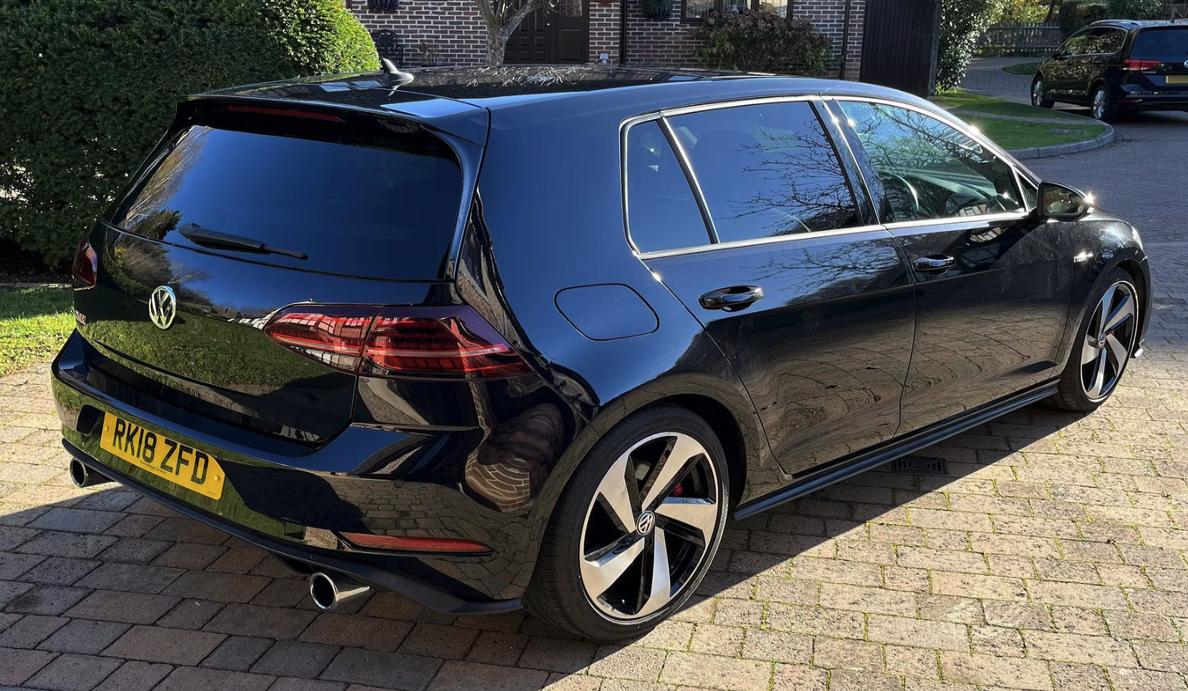 Used Volkswagen Golf 2018 for sale - 76955506: Photo 2
