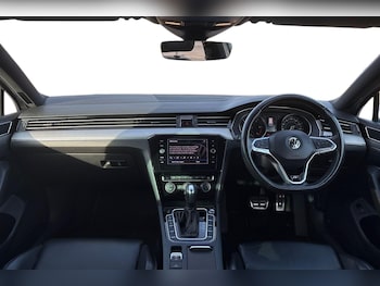 Used Volkswagen Passat 2019 for sale - 77527772: Photo