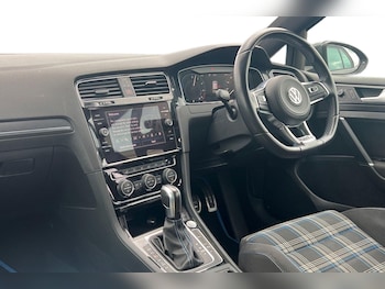 Used Volkswagen Golf 2020 for sale - 78939733: Photo