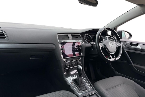 Used Volkswagen Golf 2019 for sale - 76143835: Photo 4