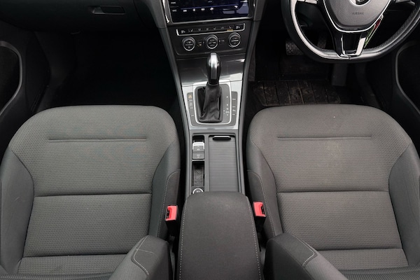 Used Volkswagen Golf 2019 for sale - 76143835: Photo 9
