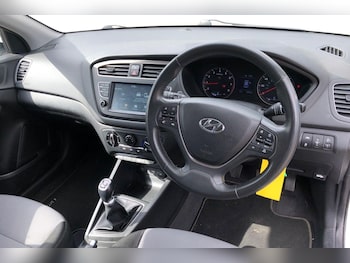 Used Hyundai i20 2020 for sale - 78794375: Photo