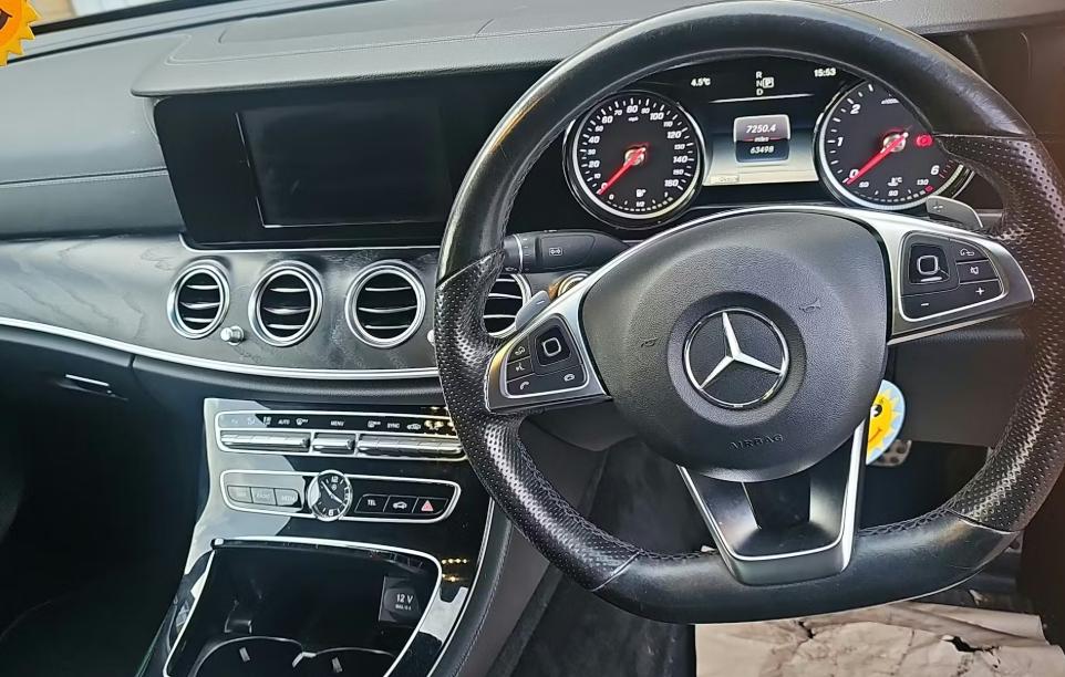 Used Mercedes-Benz E Class 2017 for sale - 77692288: Photo 3