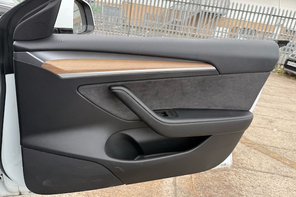 Used Tesla Model 3 2022 for sale - 75730347: Photo 12