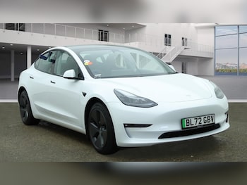 Tesla - Model 3