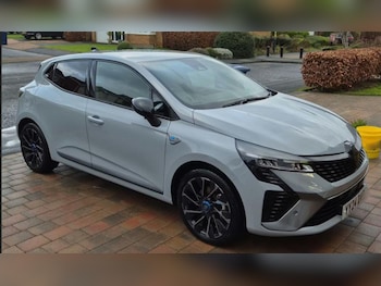 Used Renault Clio 2024 for sale - 77348519: Photo