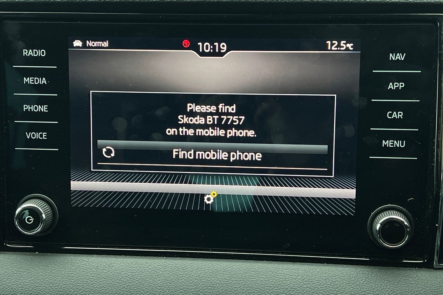 Used Skoda Karoq 2020 for sale - 76718548: Photo 8