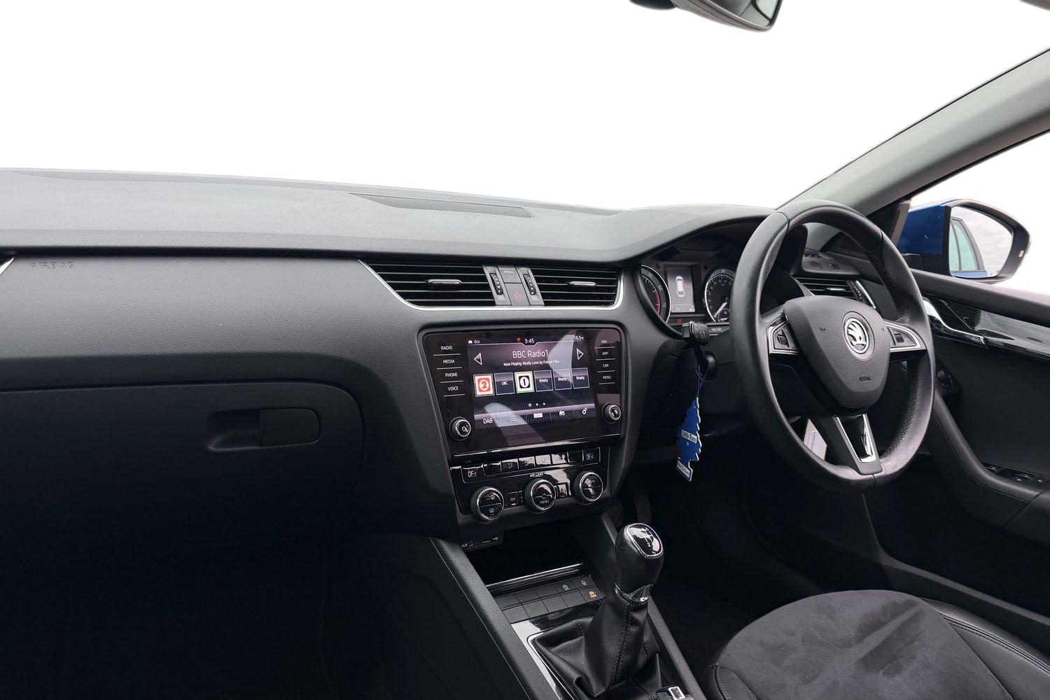 Used Skoda Octavia 2017 for sale - 77093613: Photo 4