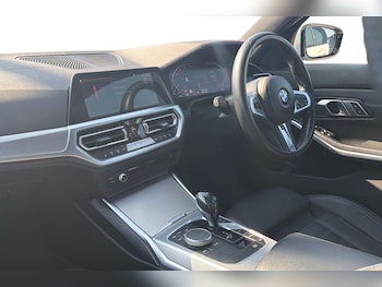 Used BMW 3 Series 2020 for sale - 79151779: Photo