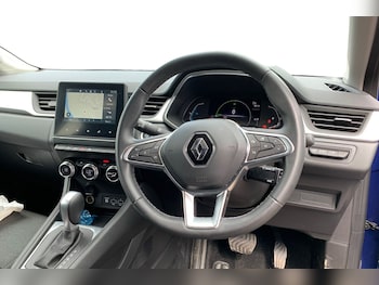 Used Renault Captur 2022 for sale - 75586523: Photo
