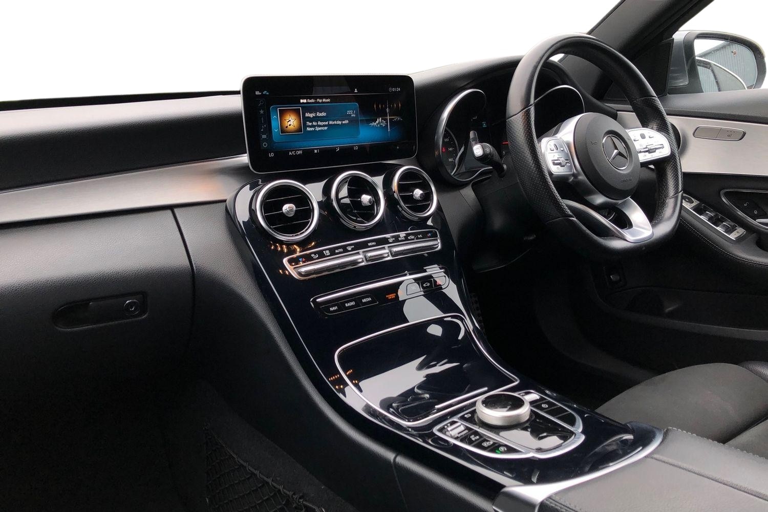 Used Mercedes-Benz C Class 2019 for sale - 76972785: Photo 4