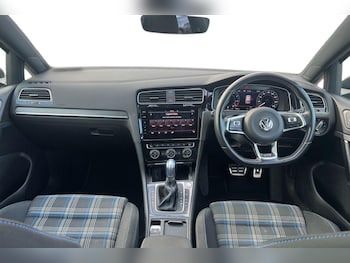 Used Volkswagen Golf 2018 for sale - 76364623: Photo