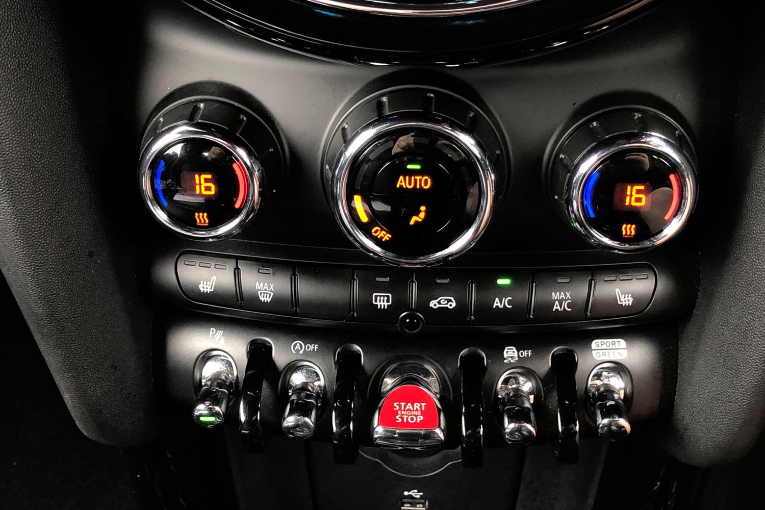 Used MINI Convertible 2022 for sale - 76896218: Photo 10