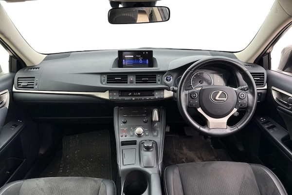 Used Lexus CT 2018 for sale - 75662535: Photo 3