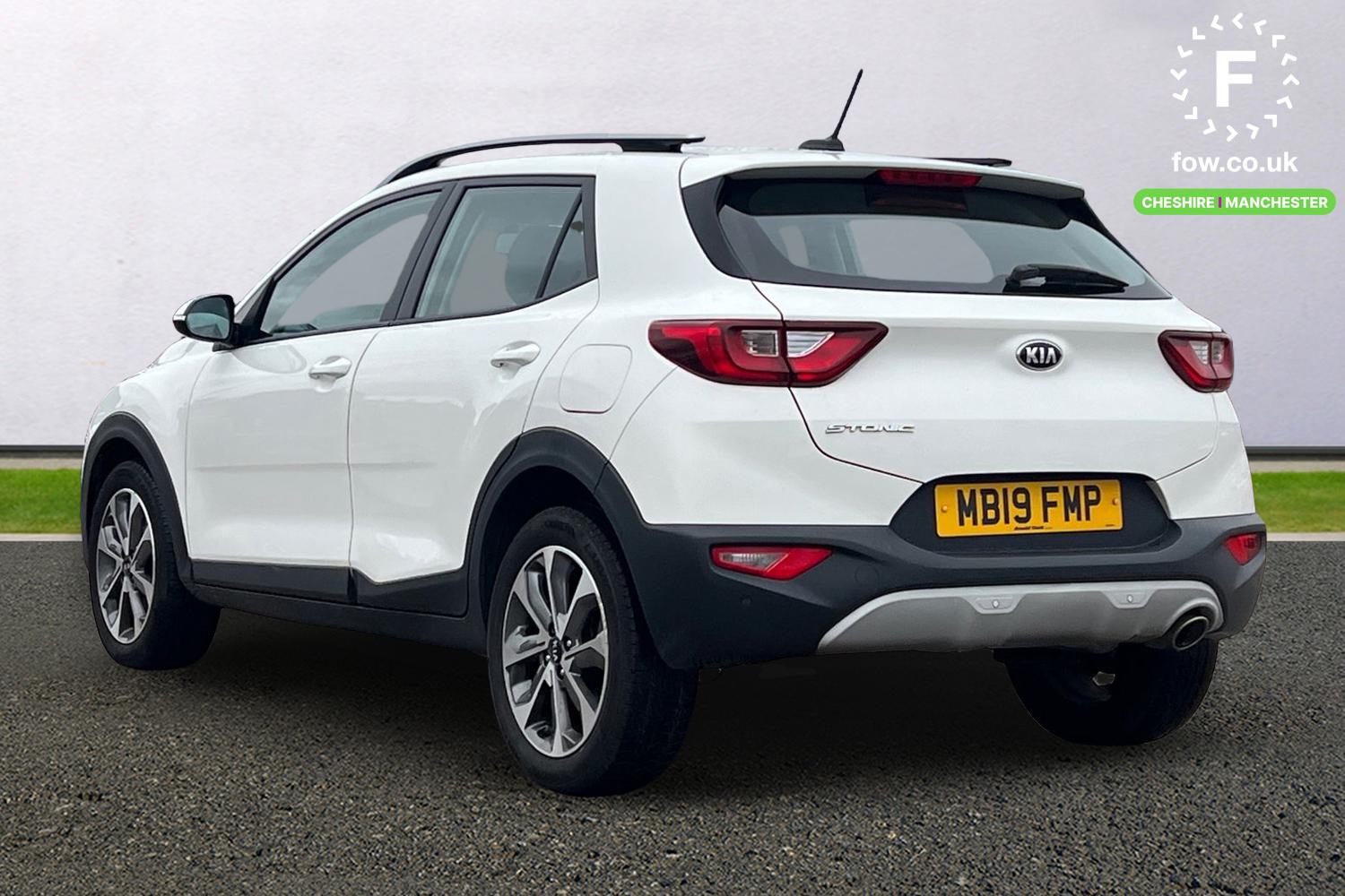 Used Kia Stonic 2019 for sale - 76902614: Photo 2