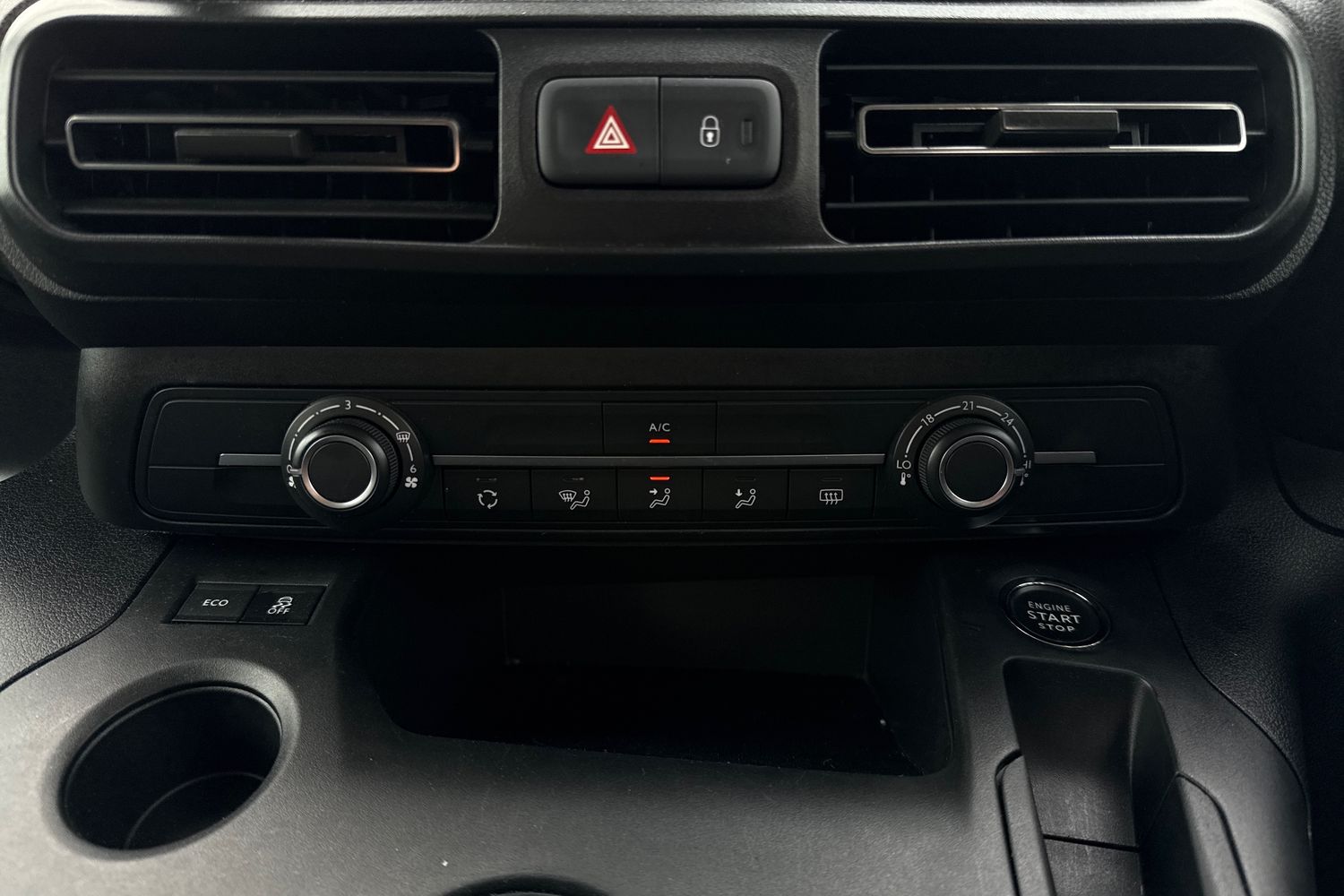 Used Vauxhall Combo Life 2019 for sale - 76406050: Photo 7