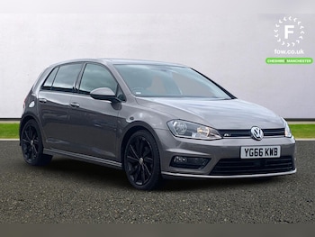 Used Volkswagen Golf 2016 for sale - 75824809: Photo
