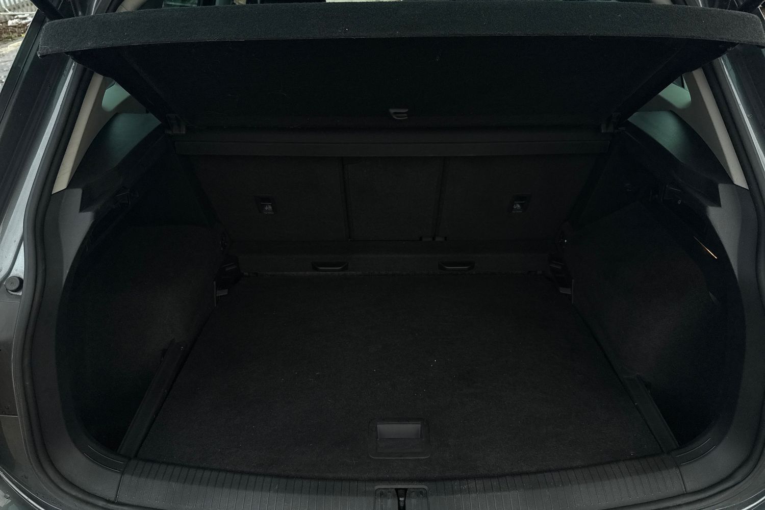 Used Volkswagen Tiguan 2019 for sale - 76863403: Photo 21