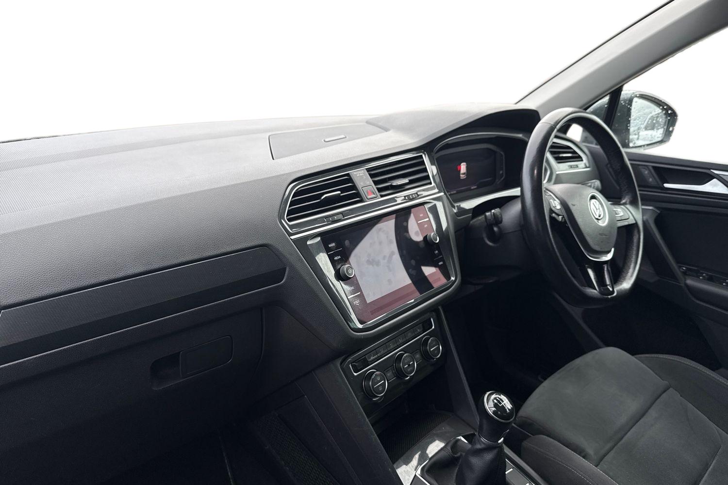 Used Volkswagen Tiguan 2019 for sale - 76863403: Photo 4