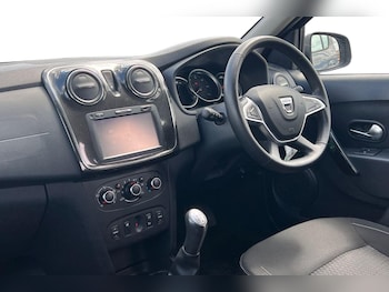 Used Dacia Sandero 2018 for sale - 78847529: Photo
