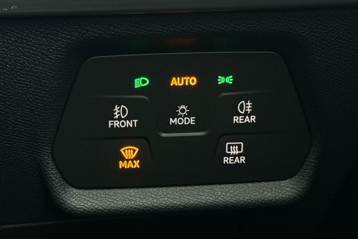 Used SEAT Leon 2021 for sale - 76723770: Photo 15