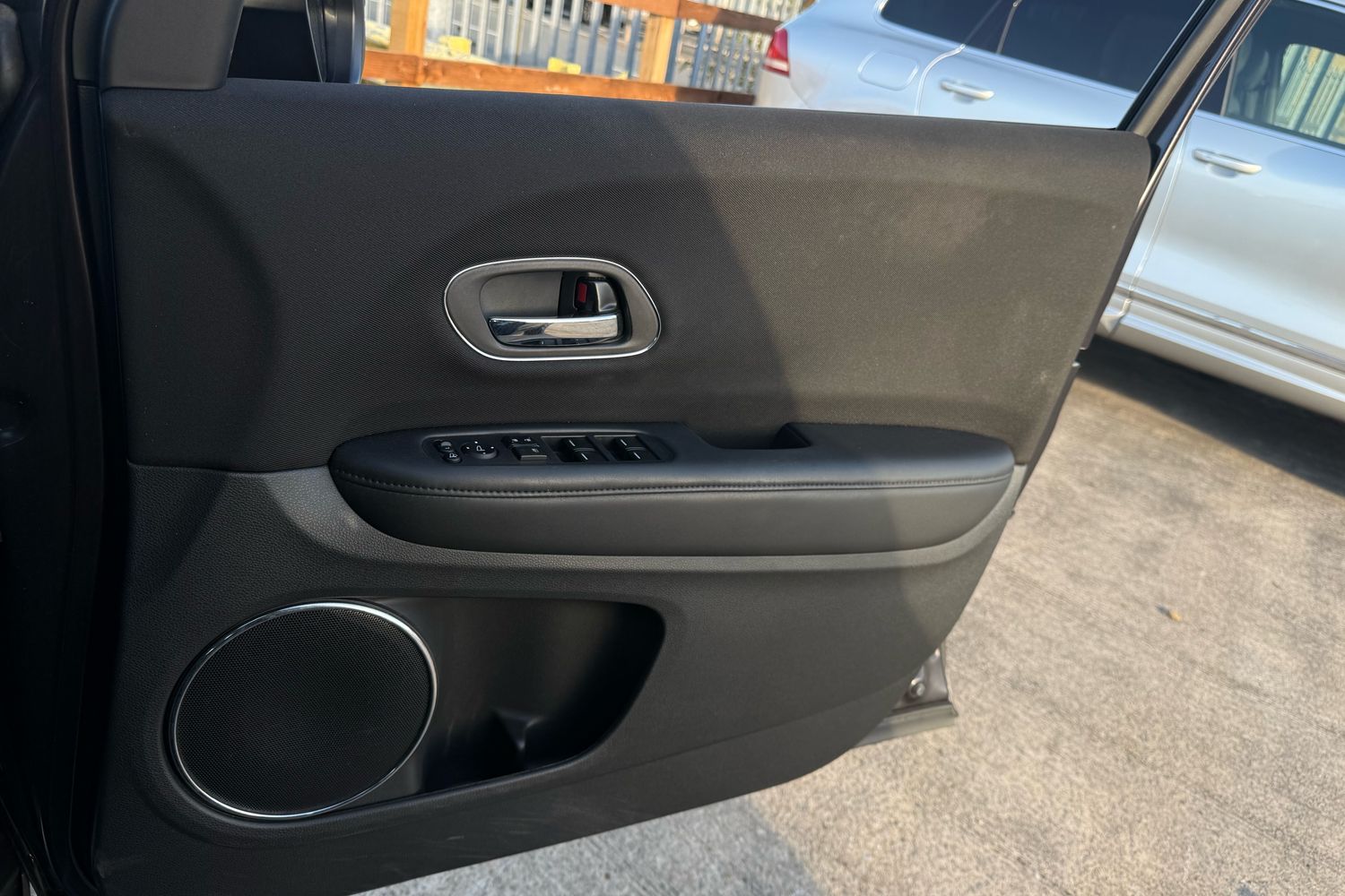 Used Honda HR-V 2018 for sale - 75655385: Photo 12