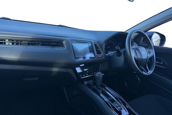 Used Honda HR-V 2018 for sale - 75655385: Photo 4