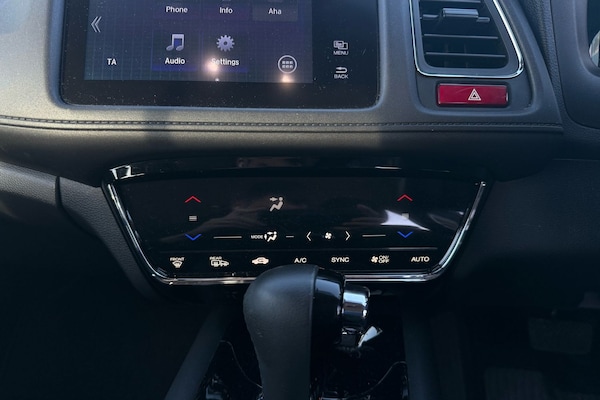 Used Honda HR-V 2018 for sale - 75655385: Photo 7