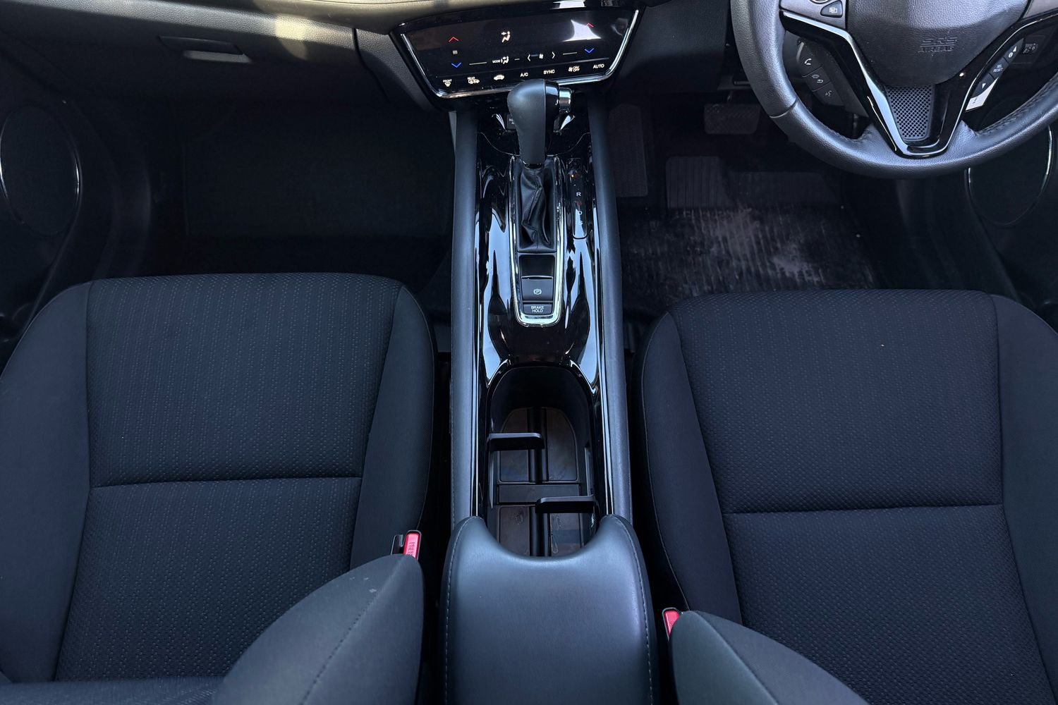 Used Honda HR-V 2018 for sale - 75655385: Photo 9