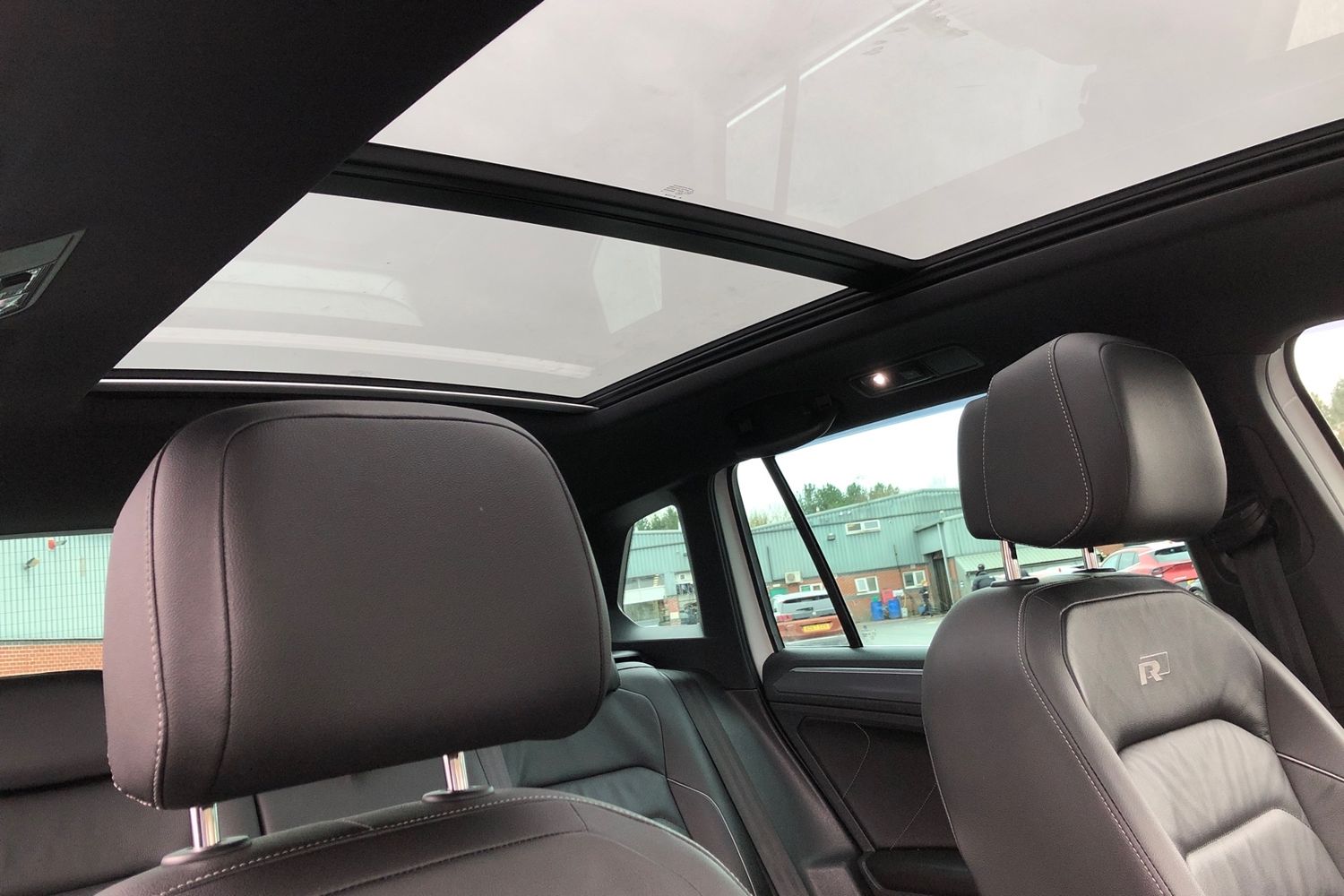 Used Volkswagen Tiguan 2018 for sale - 77872725: Photo 17