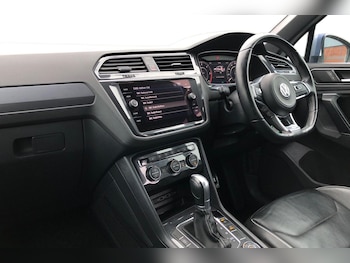 Used Volkswagen Tiguan 2018 for sale - 77872725: Photo