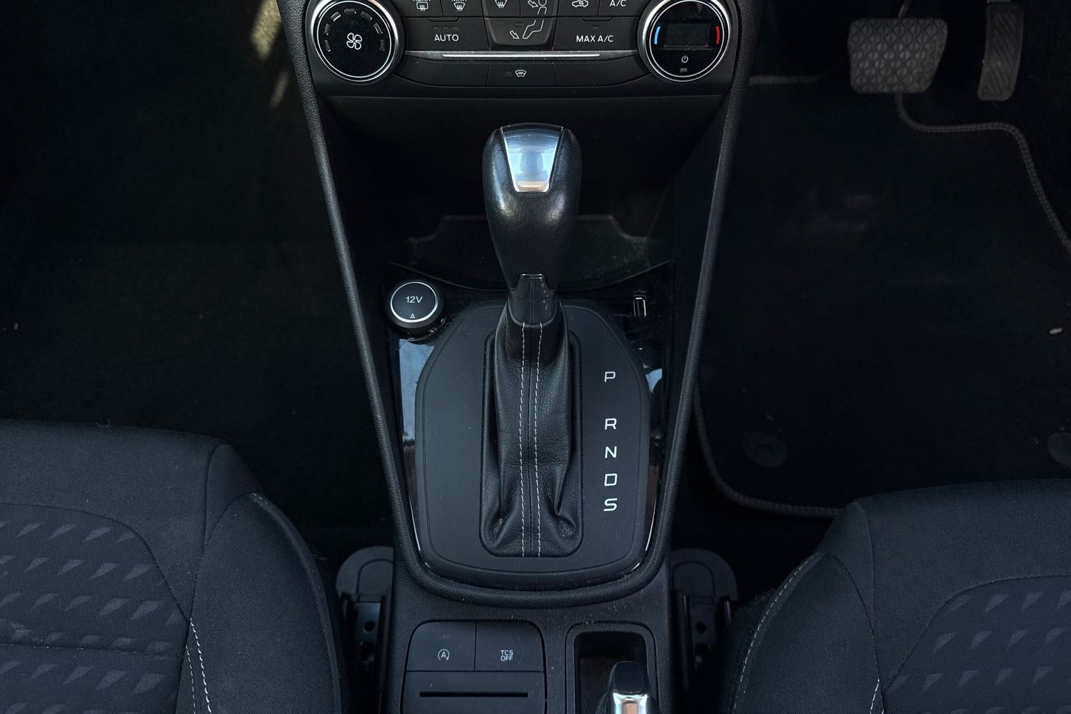 Used Ford Fiesta 2018 for sale - 76264123: Photo 8