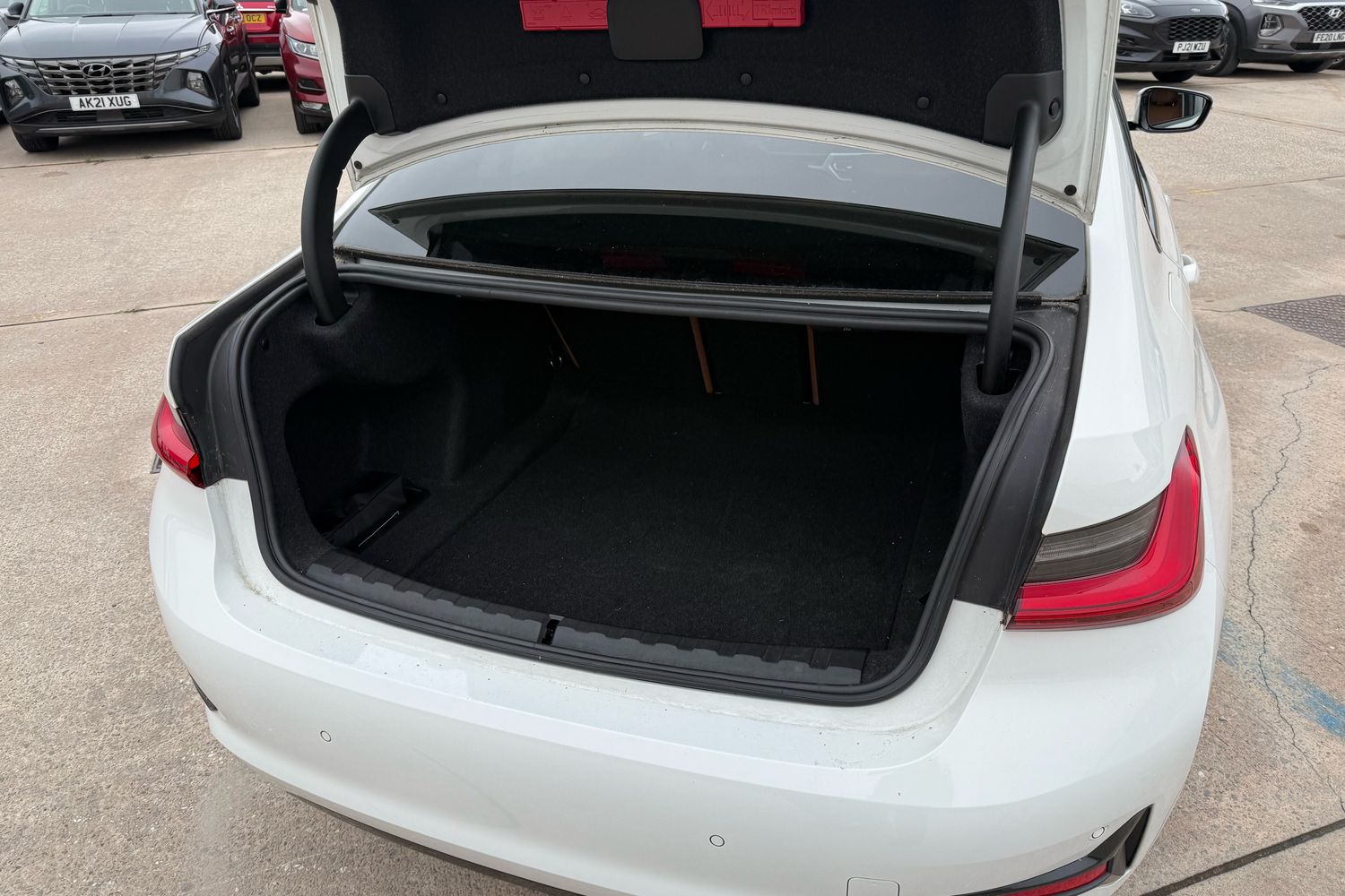 Used BMW 3 Series 2019 for sale - 76158036: Photo 15