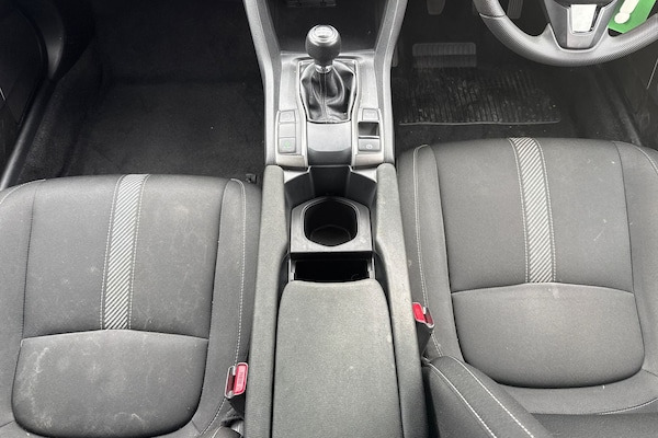Used Honda Civic 2017 for sale - 76280842: Photo 9