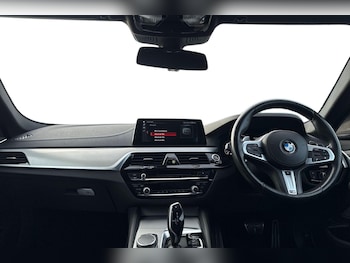 Used BMW 5 Series 2019 for sale - 77199396: Photo