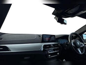 Used BMW 5 Series 2019 for sale - 77199396: Photo