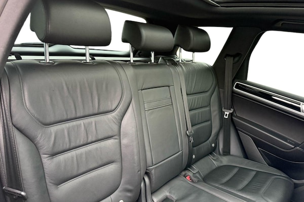Used Volkswagen Touareg 2018 for sale - 76264167: Photo 14