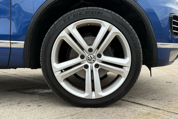 Used Volkswagen Touareg 2018 for sale - 76264167: Photo 16
